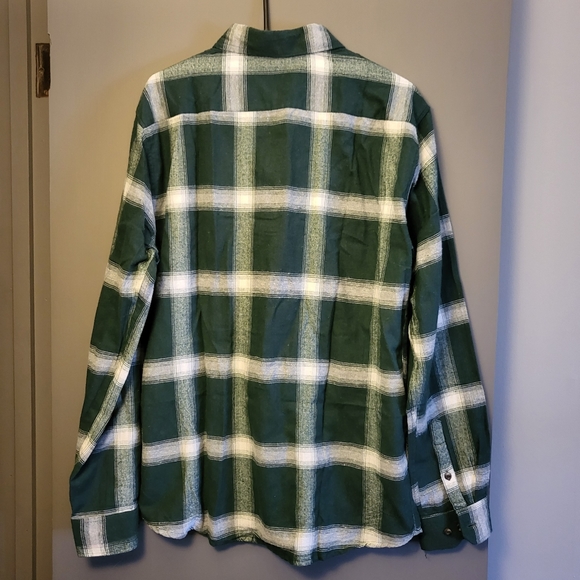 Nomad Plaid Button Down size XL - Picture 5 of 7